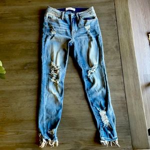 KanCan Distressed Jeans